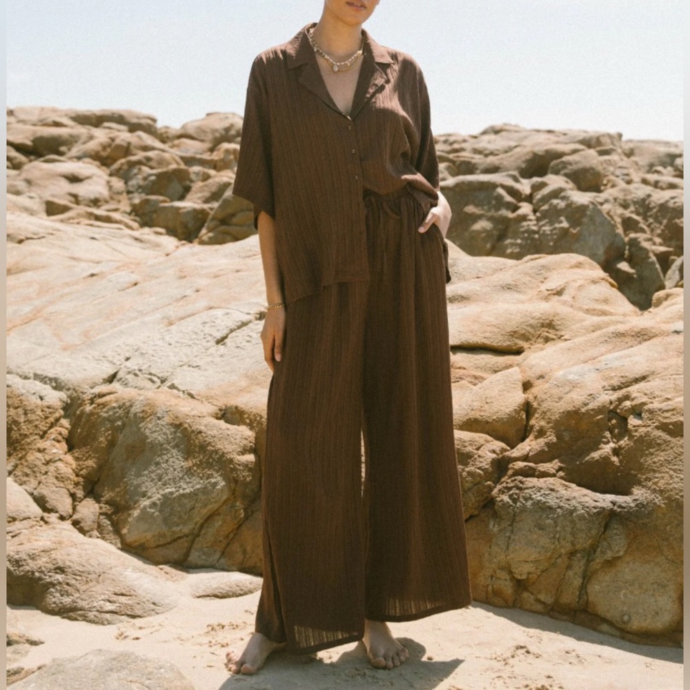 NWT - Matching Set - The Lullaby Club Brown Crepe Lacey Top/Posey Pants